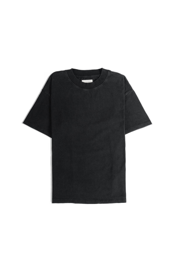 blackteeFlatlay_8ac35d1a-3756-